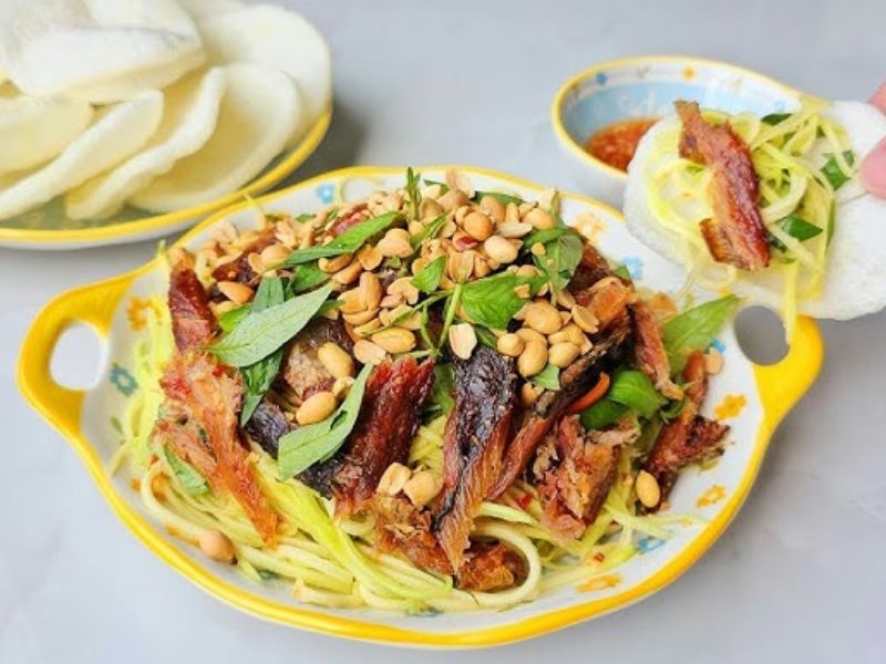 thac-mac-kho-ca-loc-bao-nhieu-calo